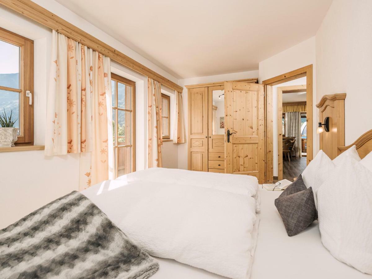 Feriendorf Joggler - Chalets Nahe Der Gondel Zell am Ziller Bagian luar foto